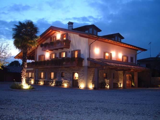 Wine Resort Colle Villano Faedis Exteriér fotografie