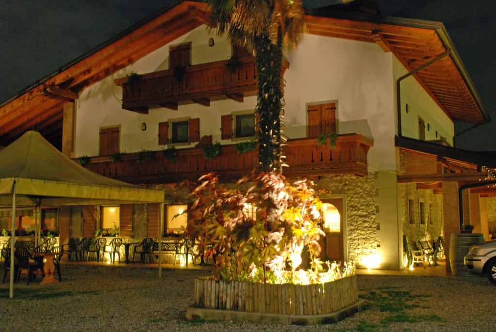 Wine Resort Colle Villano Faedis Exteriér fotografie