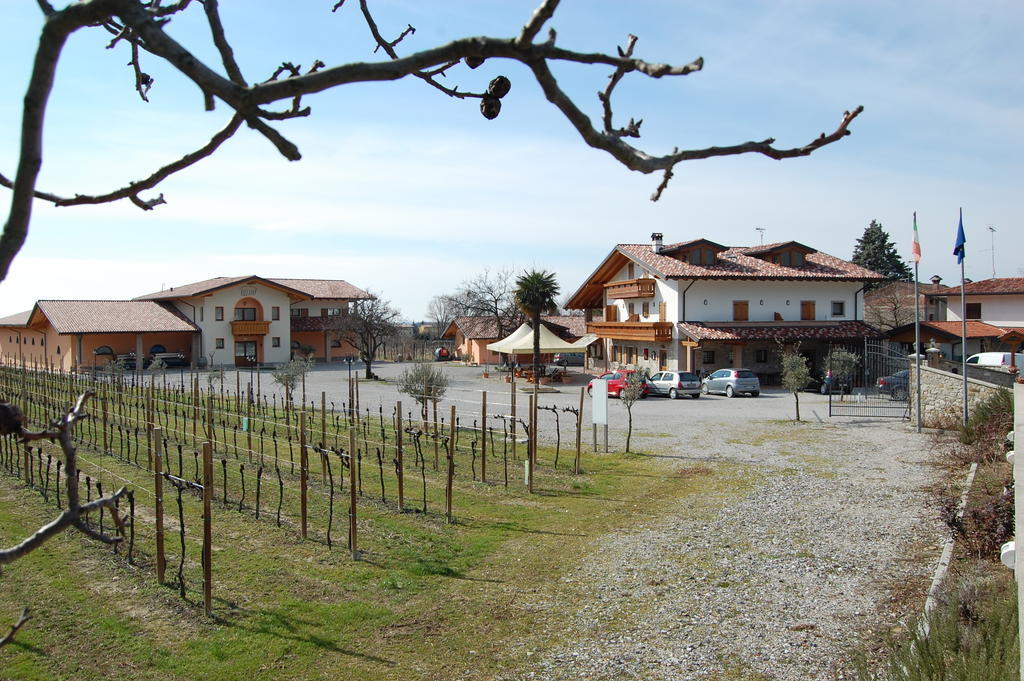 Wine Resort Colle Villano Faedis Exteriér fotografie