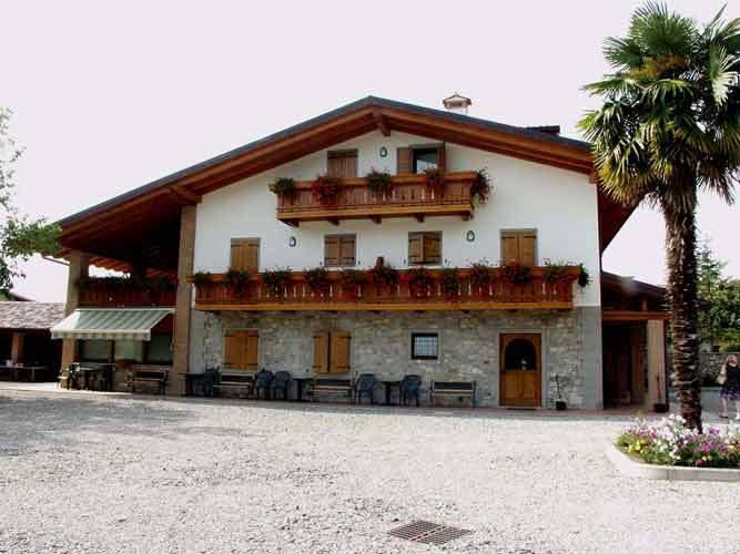 Wine Resort Colle Villano Faedis Exteriér fotografie
